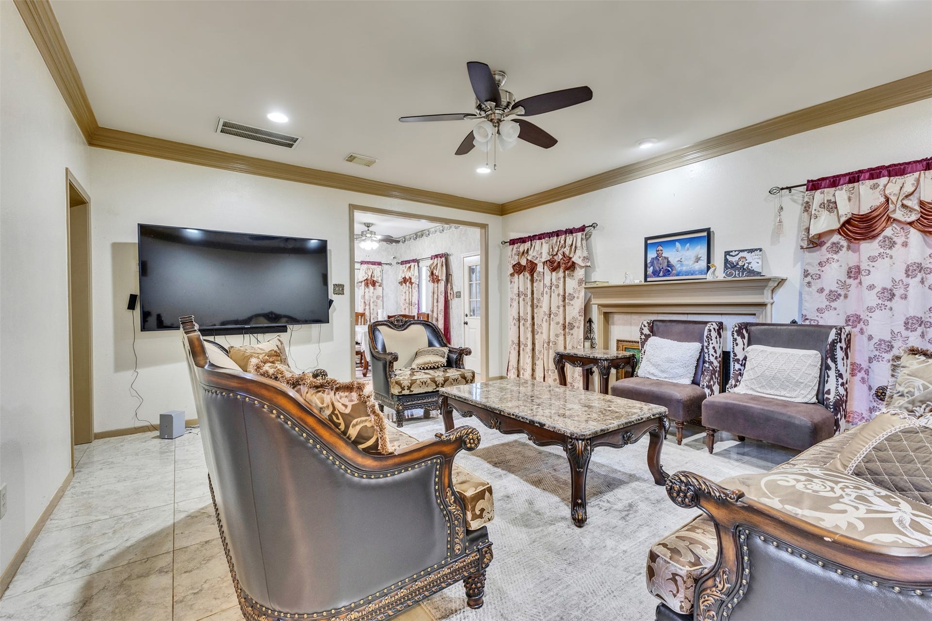 8914 Beawood Drive, Houston, TX 77083 8914 Beawood Drive, Houston, TX 77083