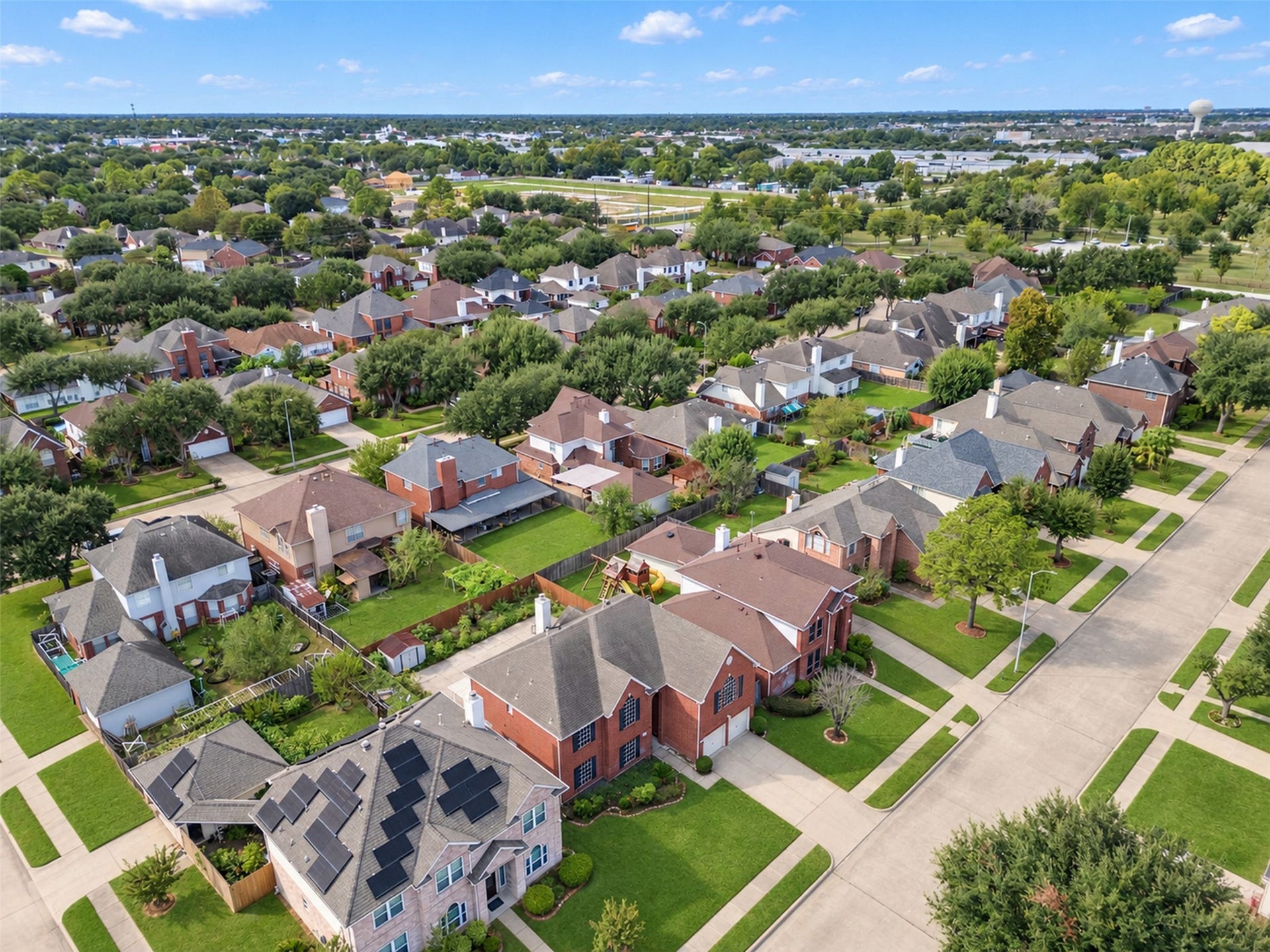 8914 Beawood Drive, Houston, TX 77083 8914 Beawood Drive, Houston, TX 77083
