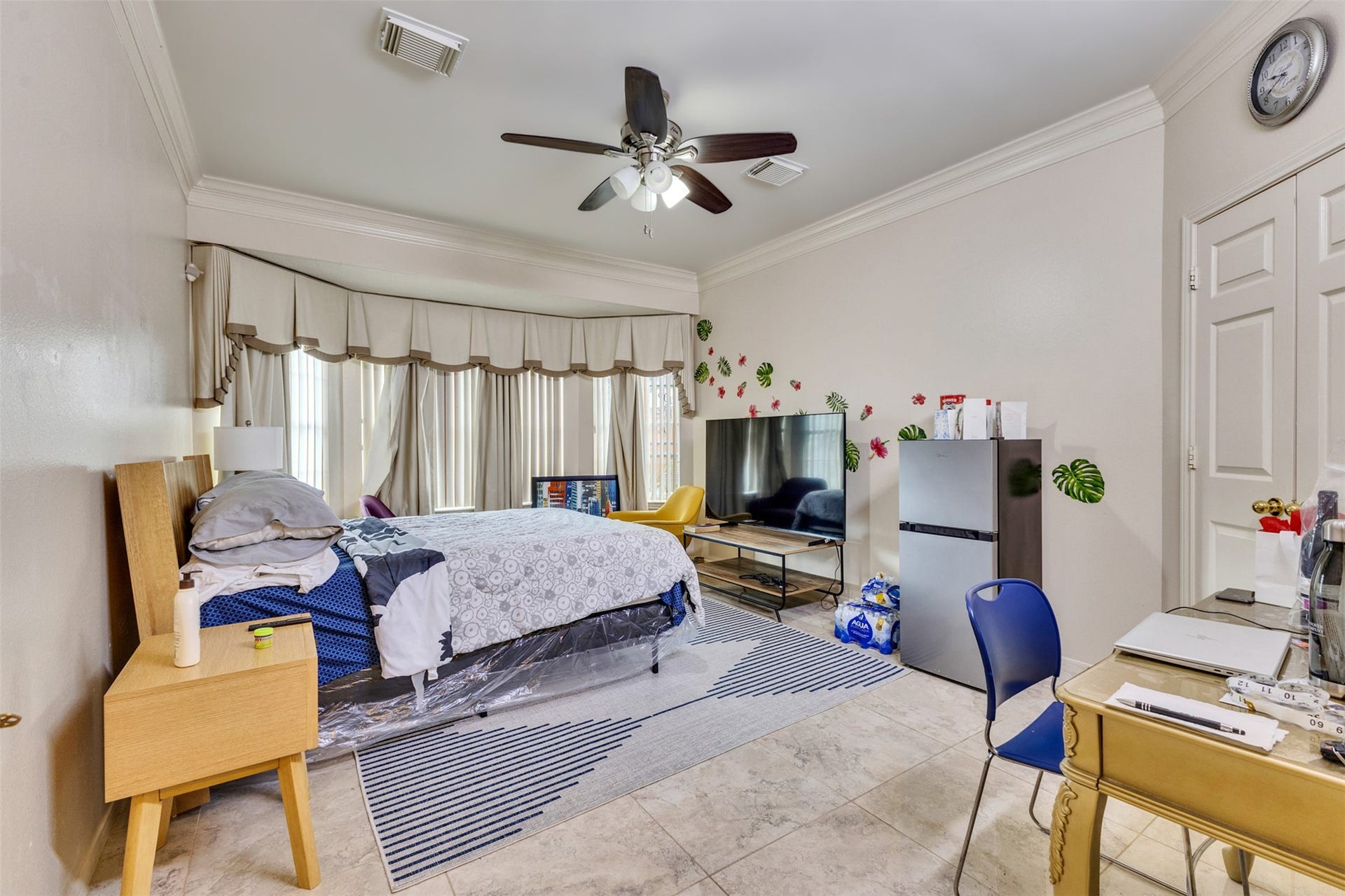 8914 Beawood Drive, Houston, TX 77083 8914 Beawood Drive, Houston, TX 77083