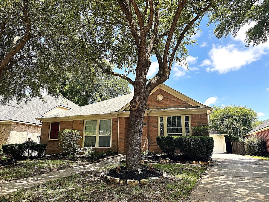 Property photo for 12727 Cooper Breaks Drive, Humble, TX
