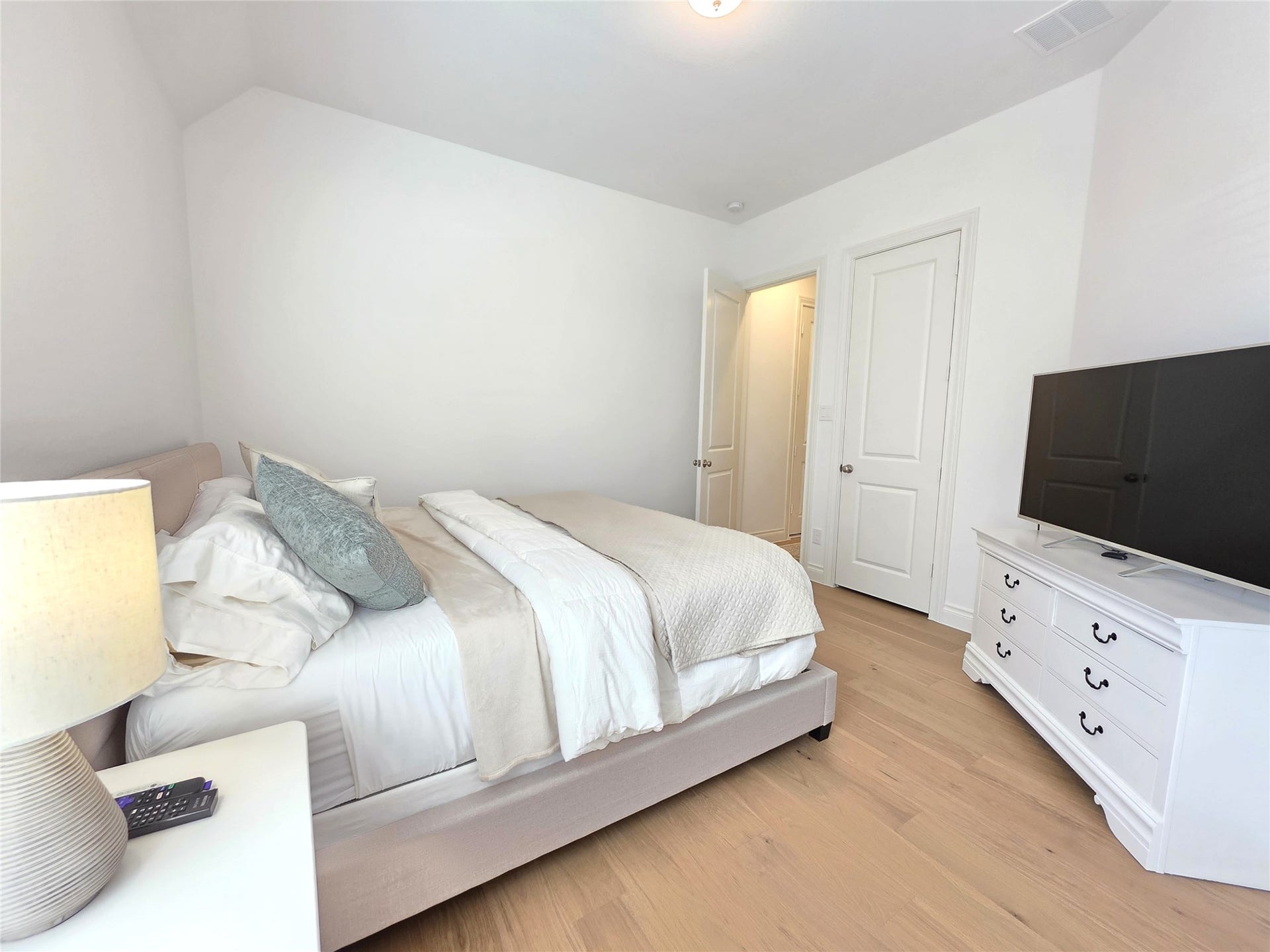 22045 Gateway Arch Drive, Porter, TX 77365 Secondary Bedroom 1b