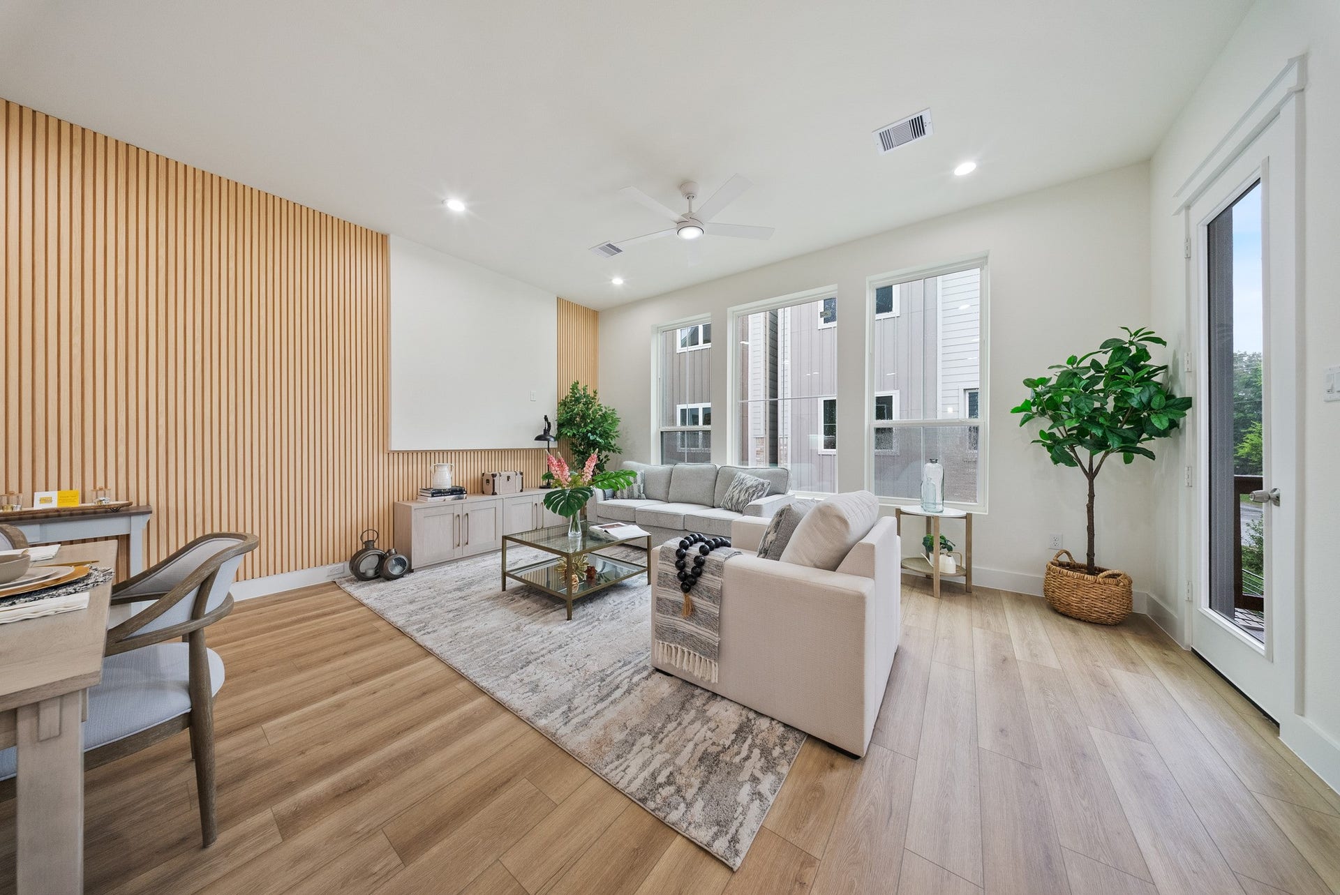 1106 Weiss Street, Houston, TX 77009 1106 Weiss Street, Houston, TX 77009
