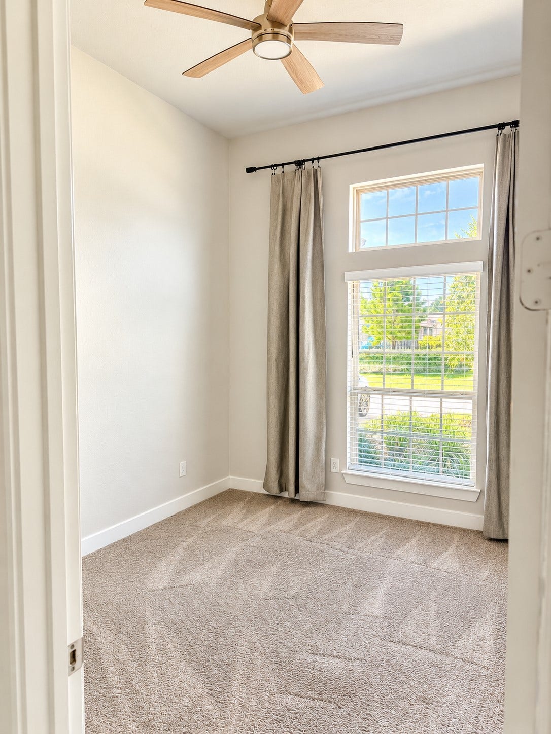 41 Snowdrop Lily Drive, Tomball, TX 77375 41 Snowdrop Lily Drive, Tomball, TX 77375