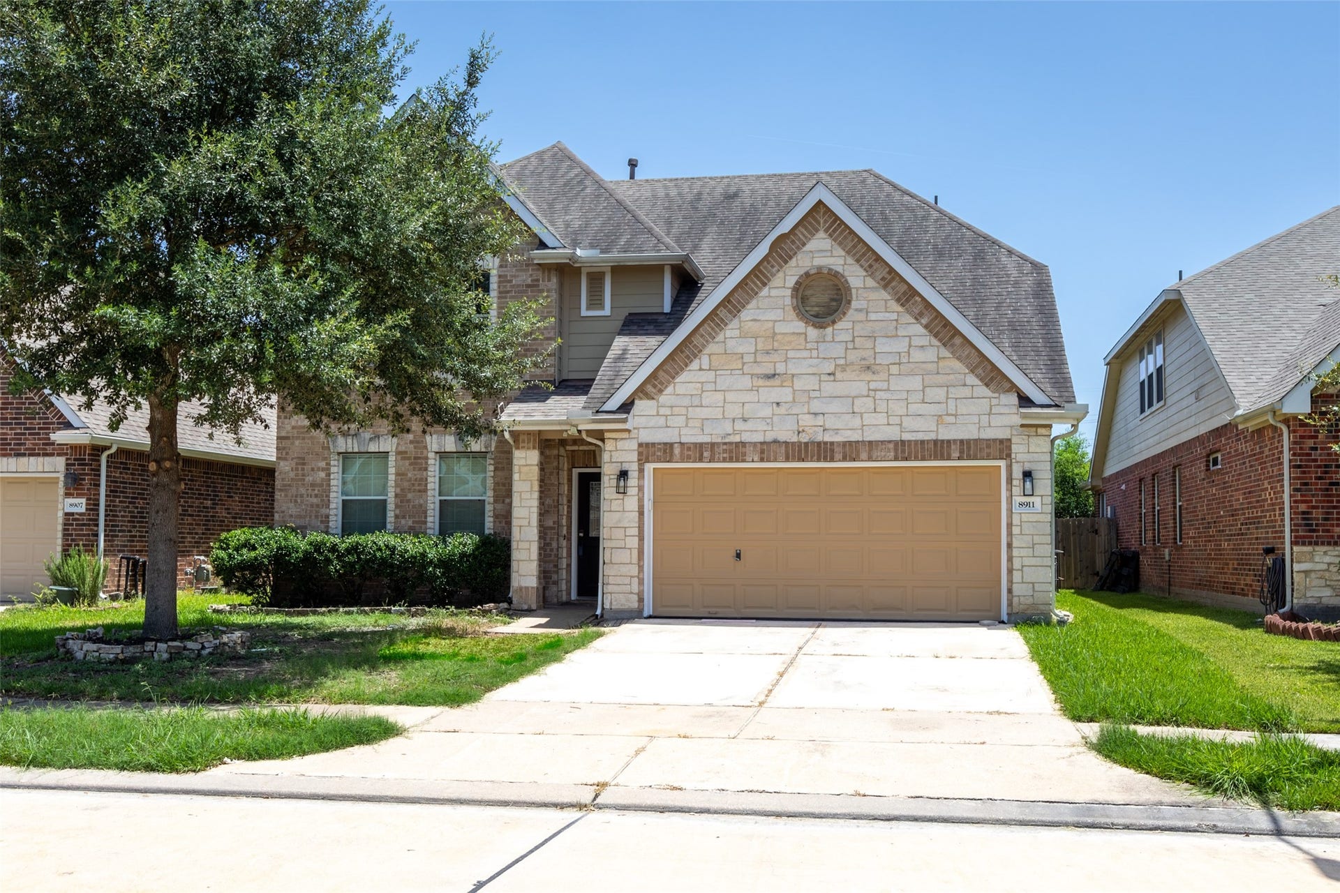 8911 Willow Wind Lane, Houston, TX 77083 8911 Willow Wind Lane, Houston, TX 77083