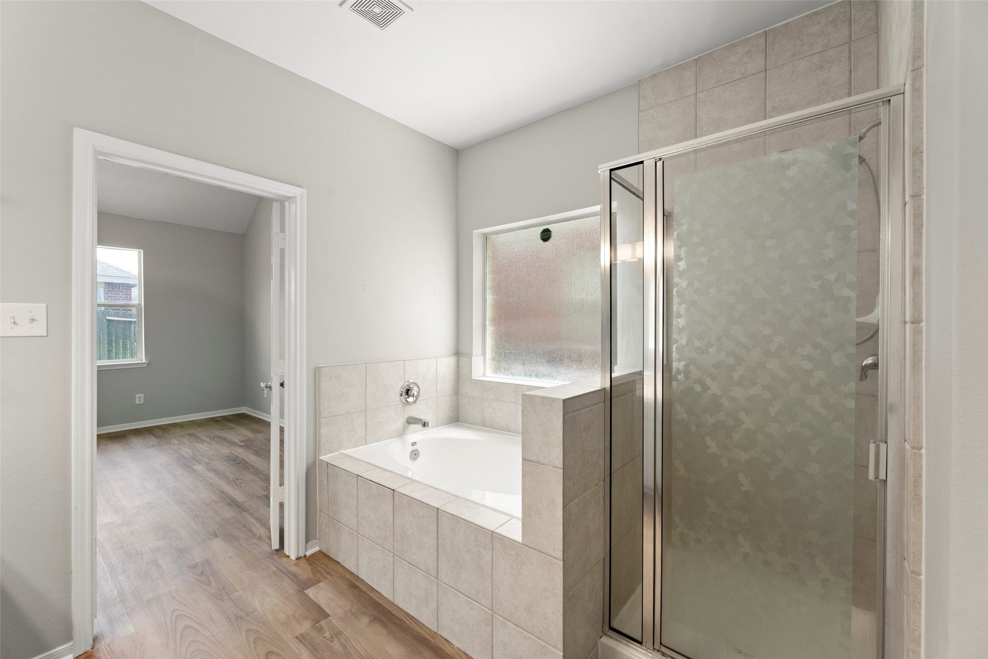 8911 Willow Wind Lane, Houston, TX 77083 8911 Willow Wind Lane, Houston, TX 77083