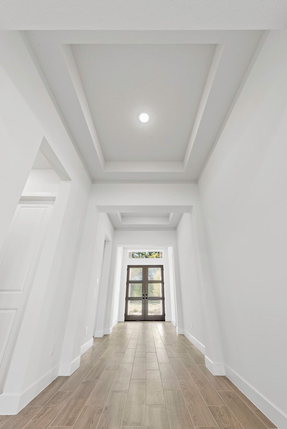 189 Arrow Wood Forest Court, Willis, TX 77318 Representative image; features, selections and colors may vary.