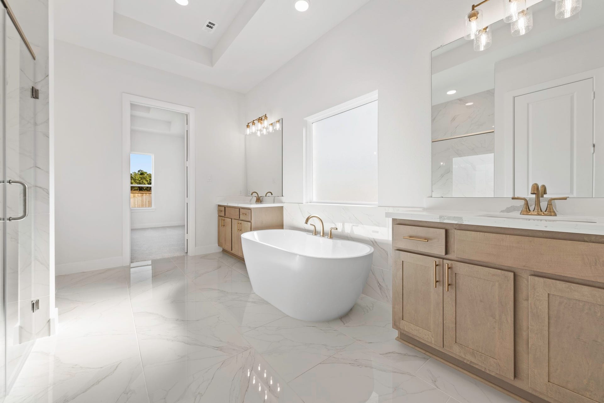 189 Arrow Wood Forest Court, Willis, TX 77318 Representative image; features, selections and colors may vary.