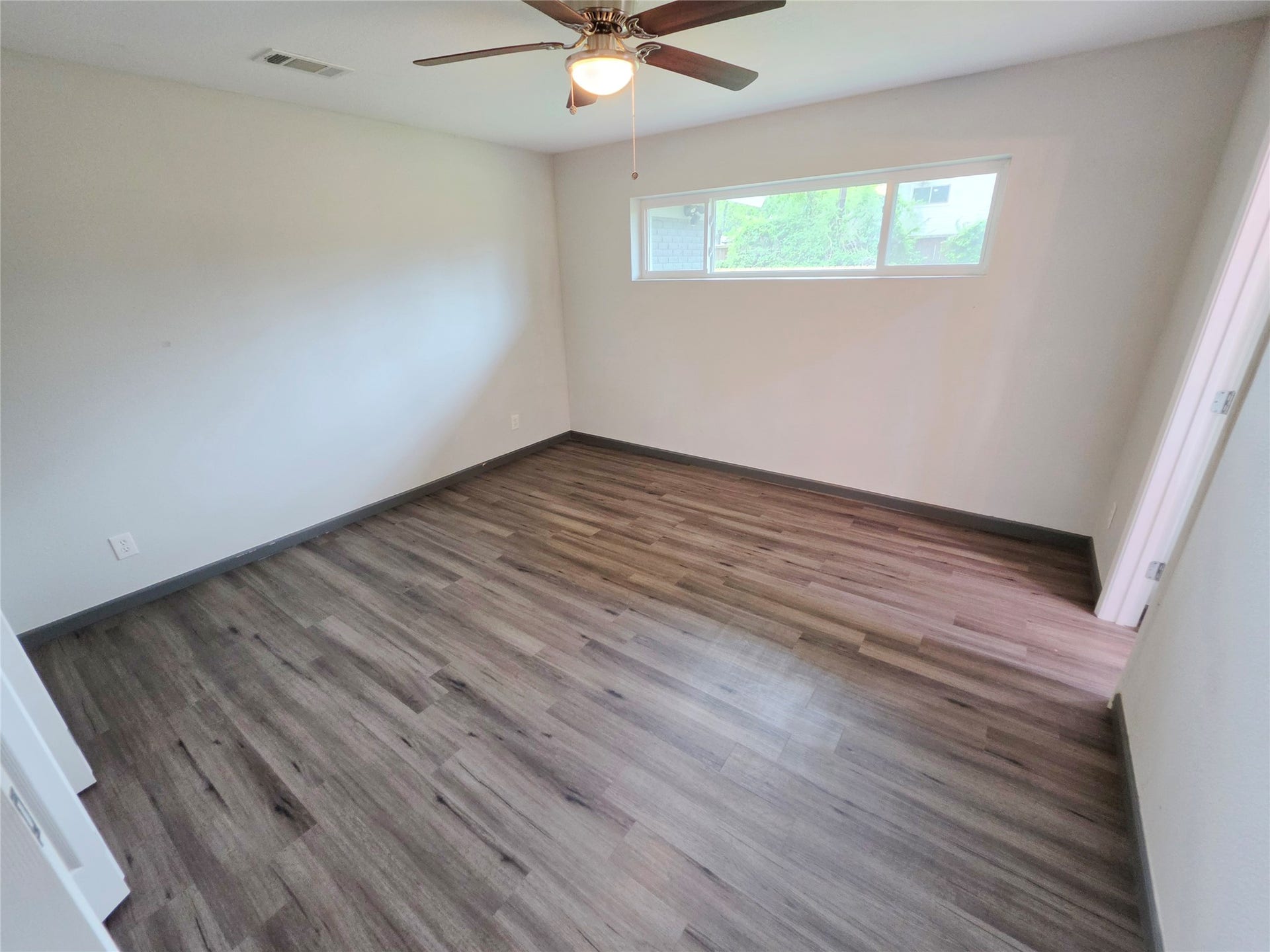 910 Royal Oak Drive, Dickinson, TX 77539 910 Royal Oak Drive, Dickinson, TX 77539