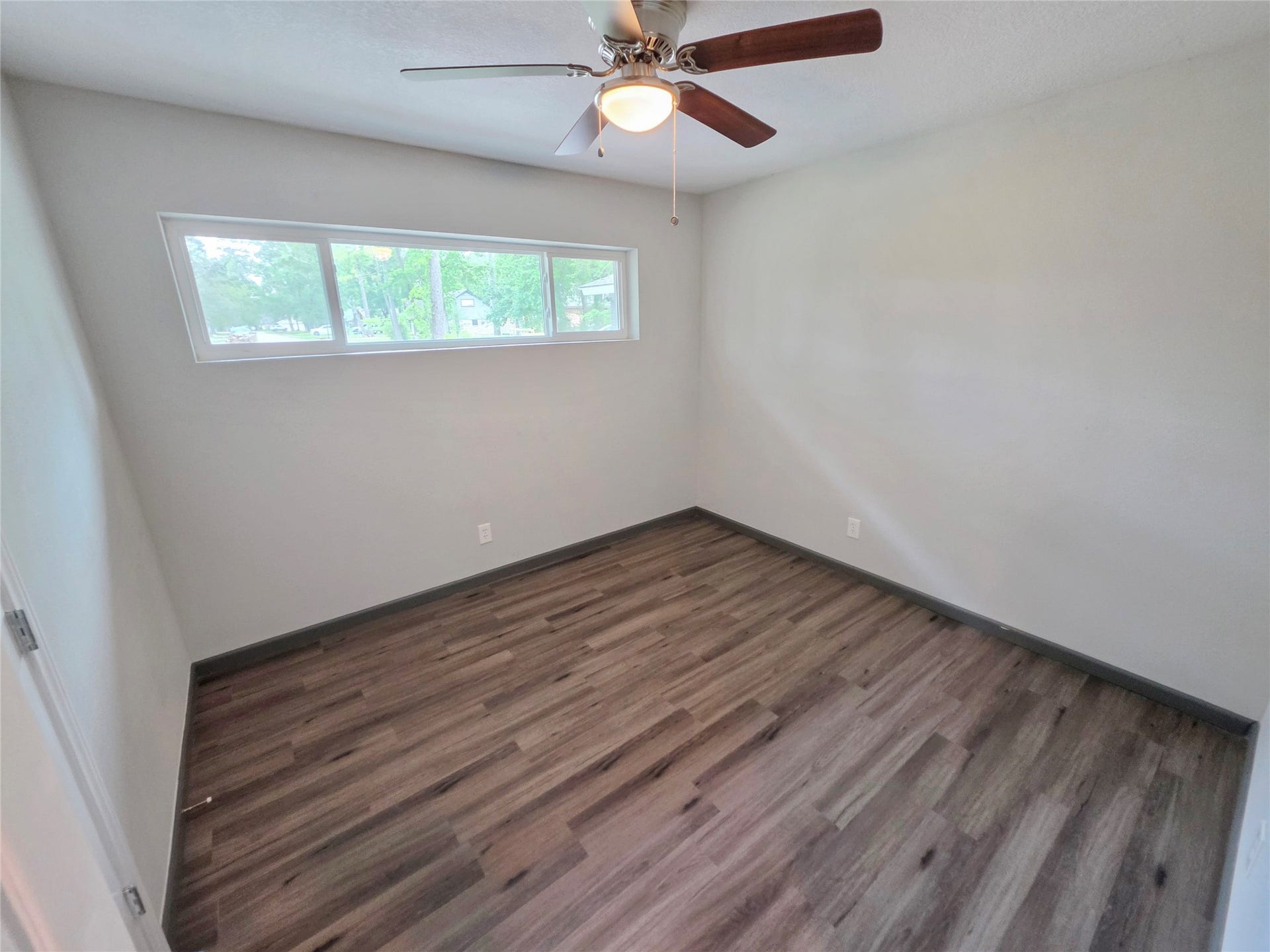 910 Royal Oak Drive, Dickinson, TX 77539 910 Royal Oak Drive, Dickinson, TX 77539