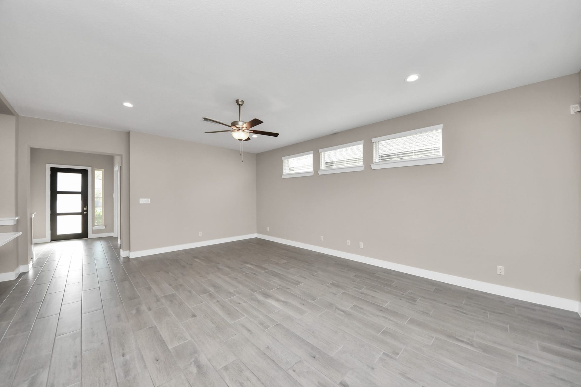 Living room with view to entry