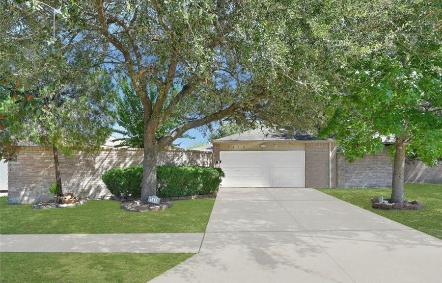 Property photo for 7415 San Simeon Drive, Houston, TX