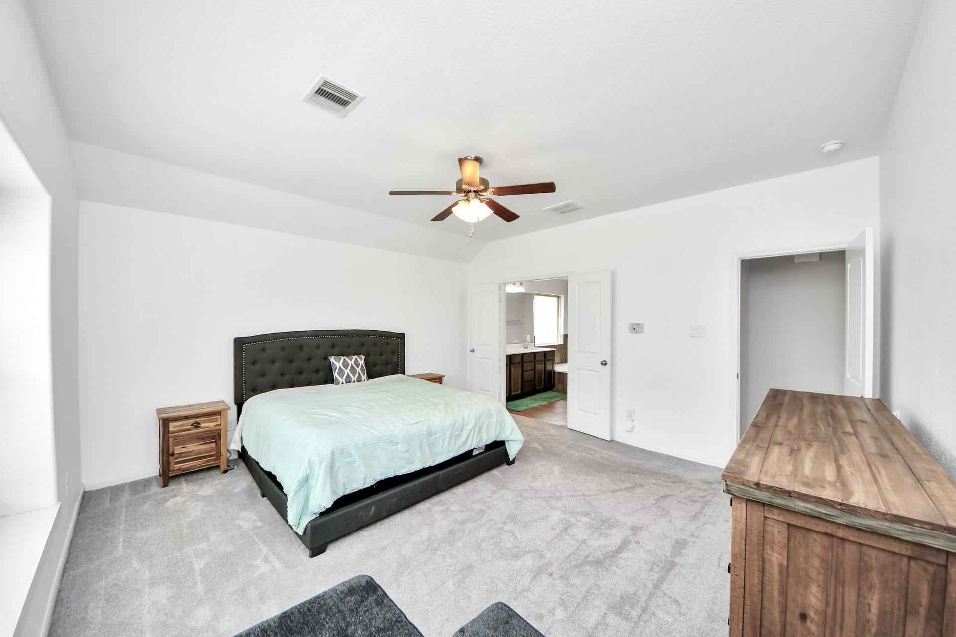 731 Rim Water Drive, Alvin, TX 77511 731 Rim Water Drive, Alvin, TX 77511