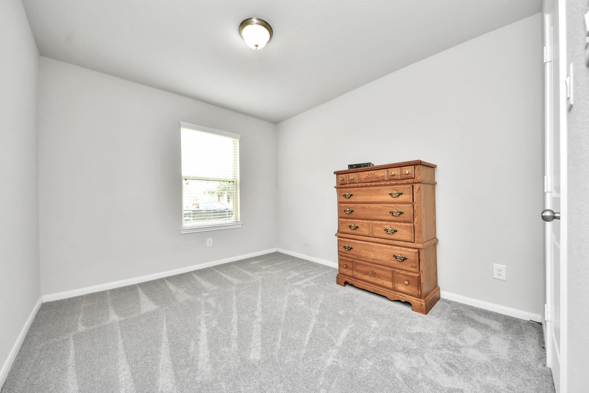 731 Rim Water Drive, Alvin, TX 77511 731 Rim Water Drive, Alvin, TX 77511