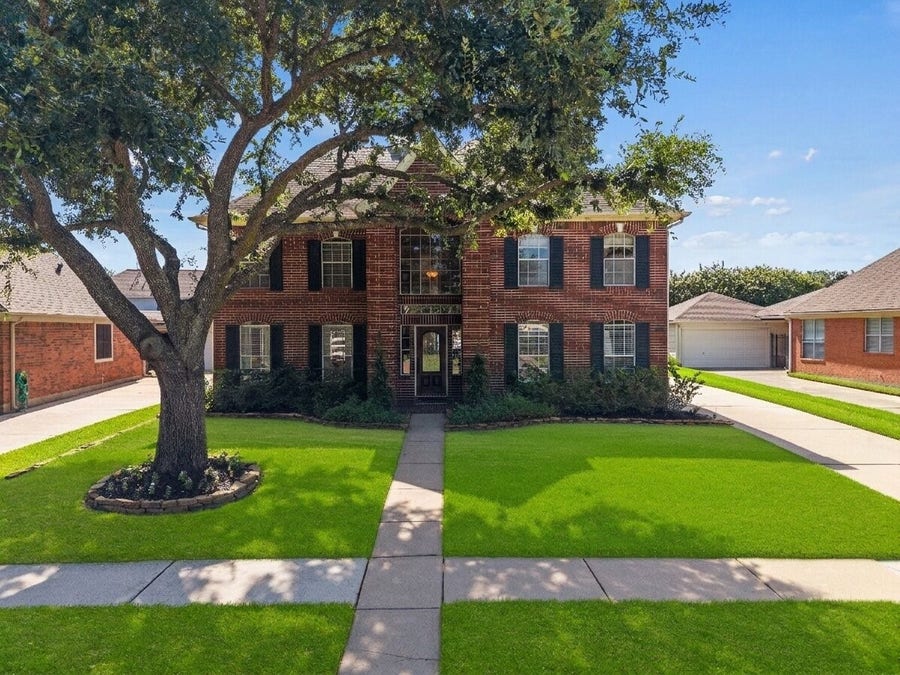 Property photo for 11323 Chestnut Woods Trail, Houston, TX