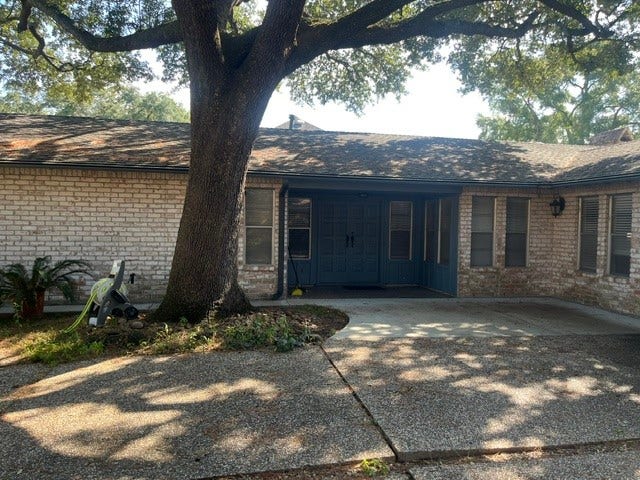 10031 Briar Rose Drive, Houston, TX 77042