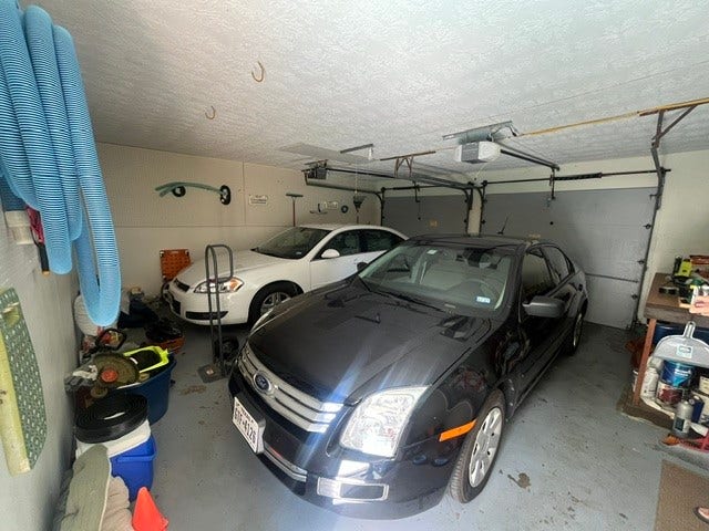 Plenty of space for 2 cars.