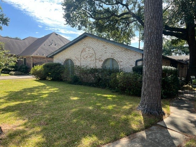 10031 Briar Rose Drive, Houston, TX 77042