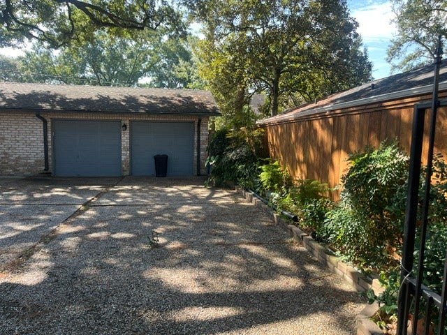 10031 Briar Rose Drive, Houston, TX 77042