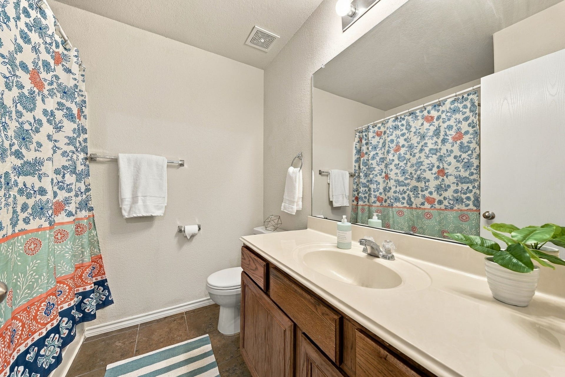 9911 Sterling Place Drive, Conroe, TX 77303 9911 Sterling Place Drive, Conroe, TX 77303