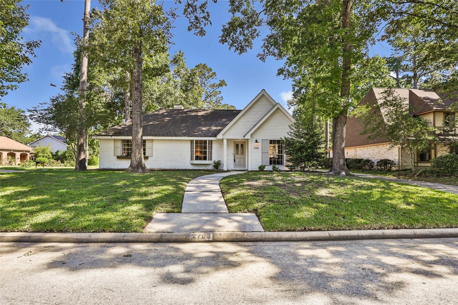 Property photo for 2703 Silver Falls Drive, Houston, TX