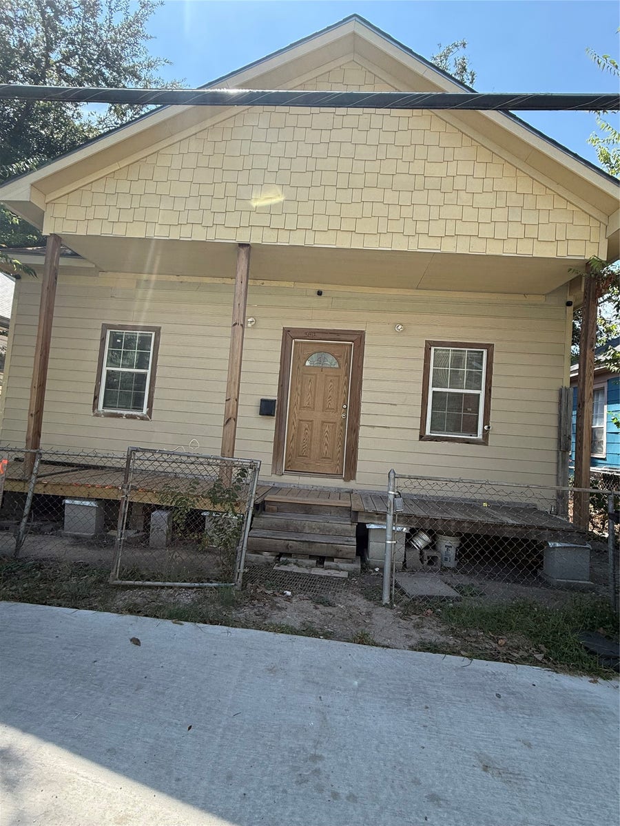 Property photo for 3812 Rotman Street, Houston, TX