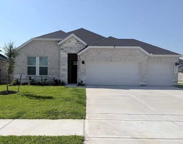 Property photo for 3411 Summercrisp Hollow Lane, Pearland, TX