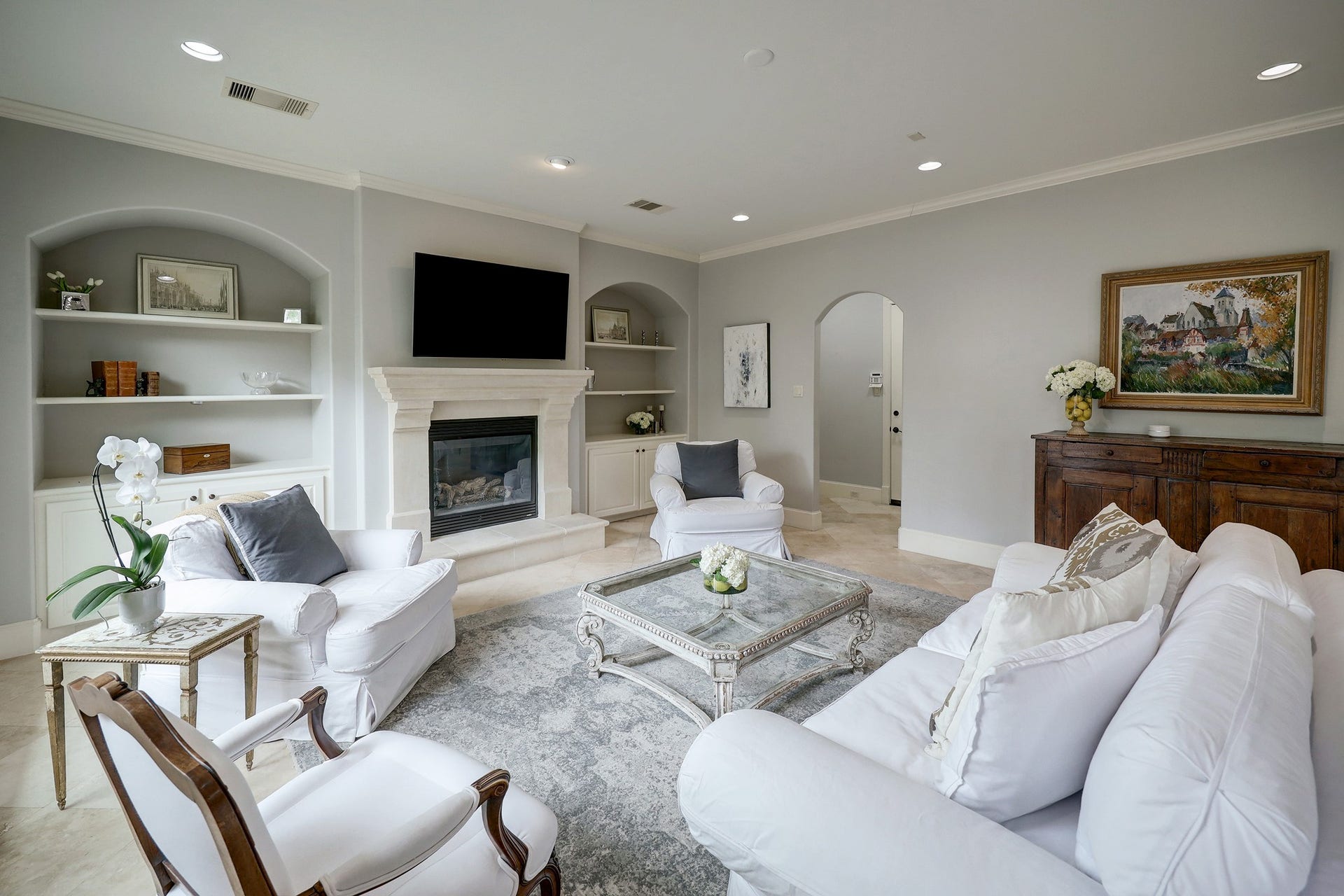 6004 Lake Street, Houston, TX 77005 Another view of the family room