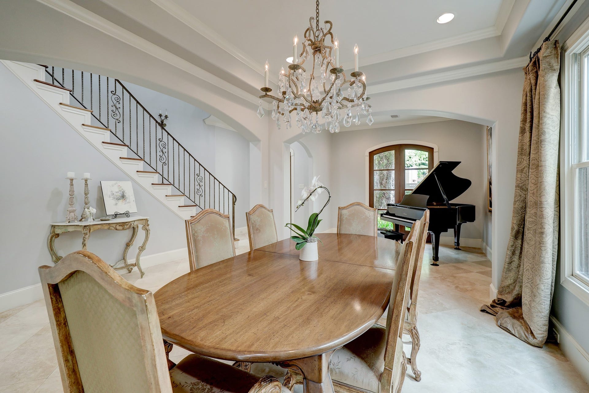 6004 Lake Street, Houston, TX 77005 View of the dining room looking towards the formal living room and entry