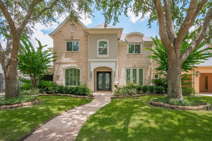 Property photo for 11826 Legend Manor Drive, Houston, TX