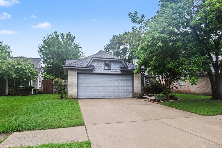 Property photo for 24103 Spring Sunset Drive, Spring, TX