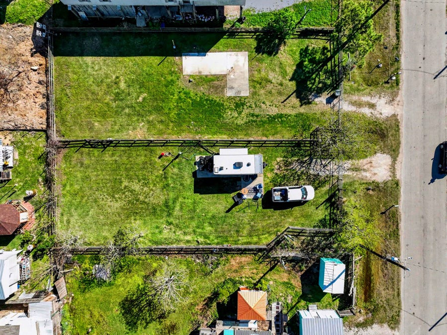Property photo for 635 & 637 16th Street, San Leon, TX