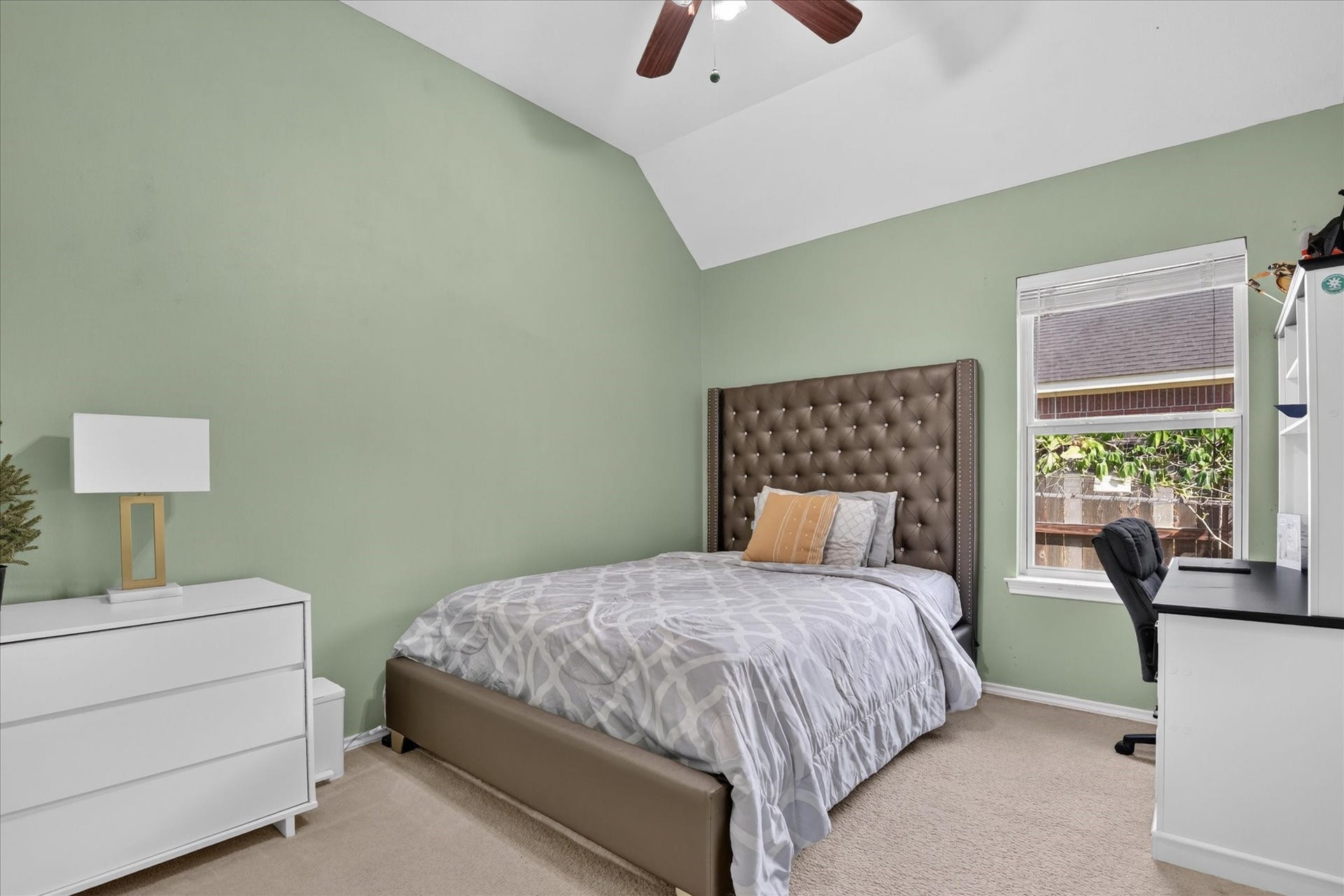 3523 Paigewood Drive, Pearland, TX 77584 Secondary Bedroom