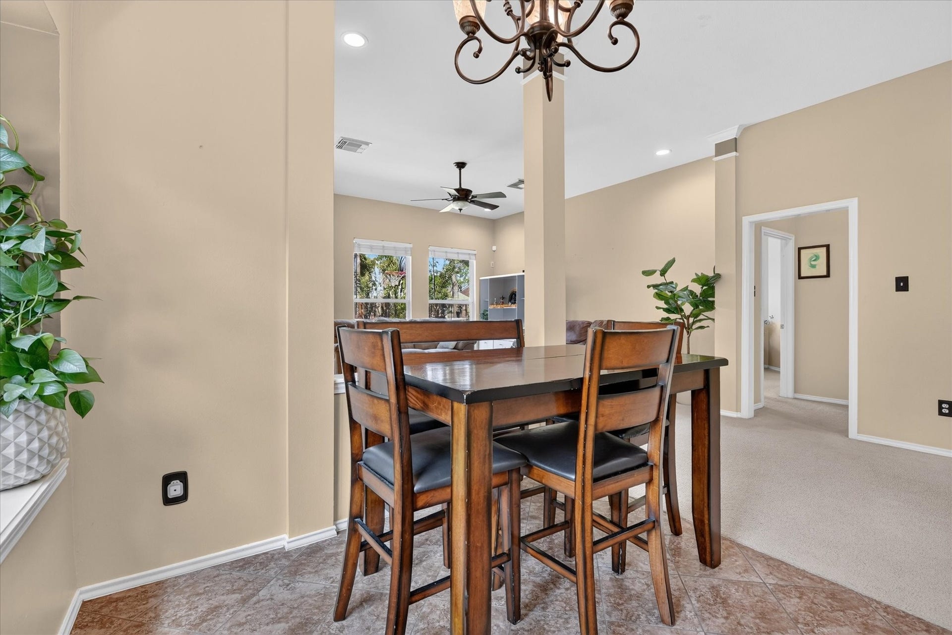 3523 Paigewood Drive, Pearland, TX 77584 Breakfast room