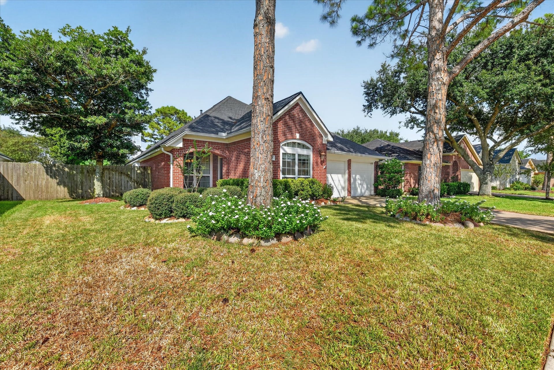 3523 Paigewood Drive, Pearland, TX 77584 3523 Paigewood Drive, Pearland, TX 77584