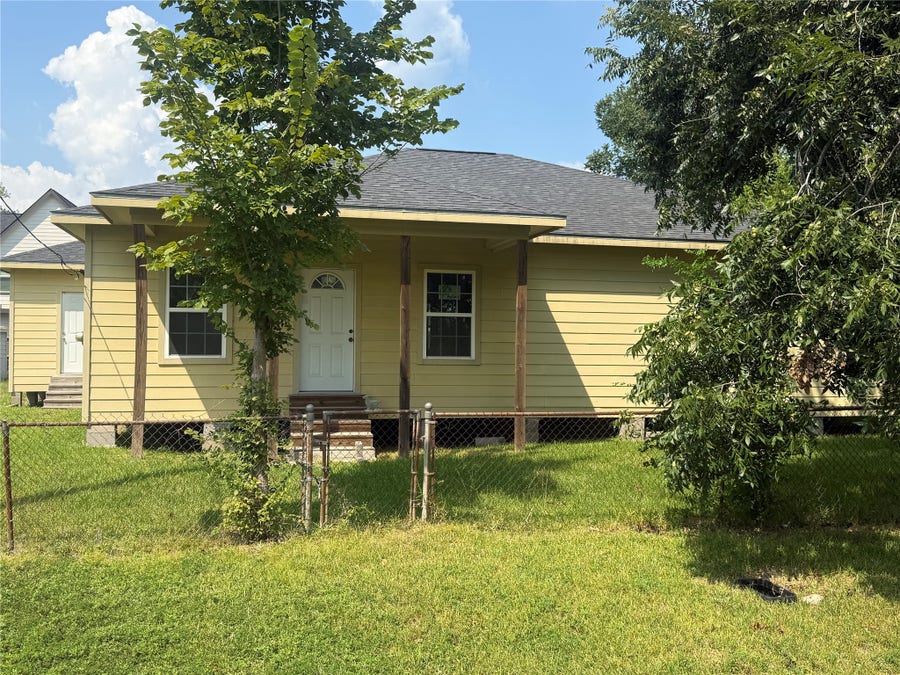Property photo for 8033 Kenton Street, Houston, TX