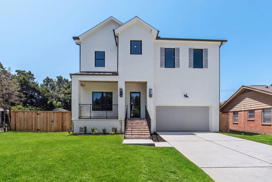 Property photo for 4009 Newshire Drive, Houston, TX