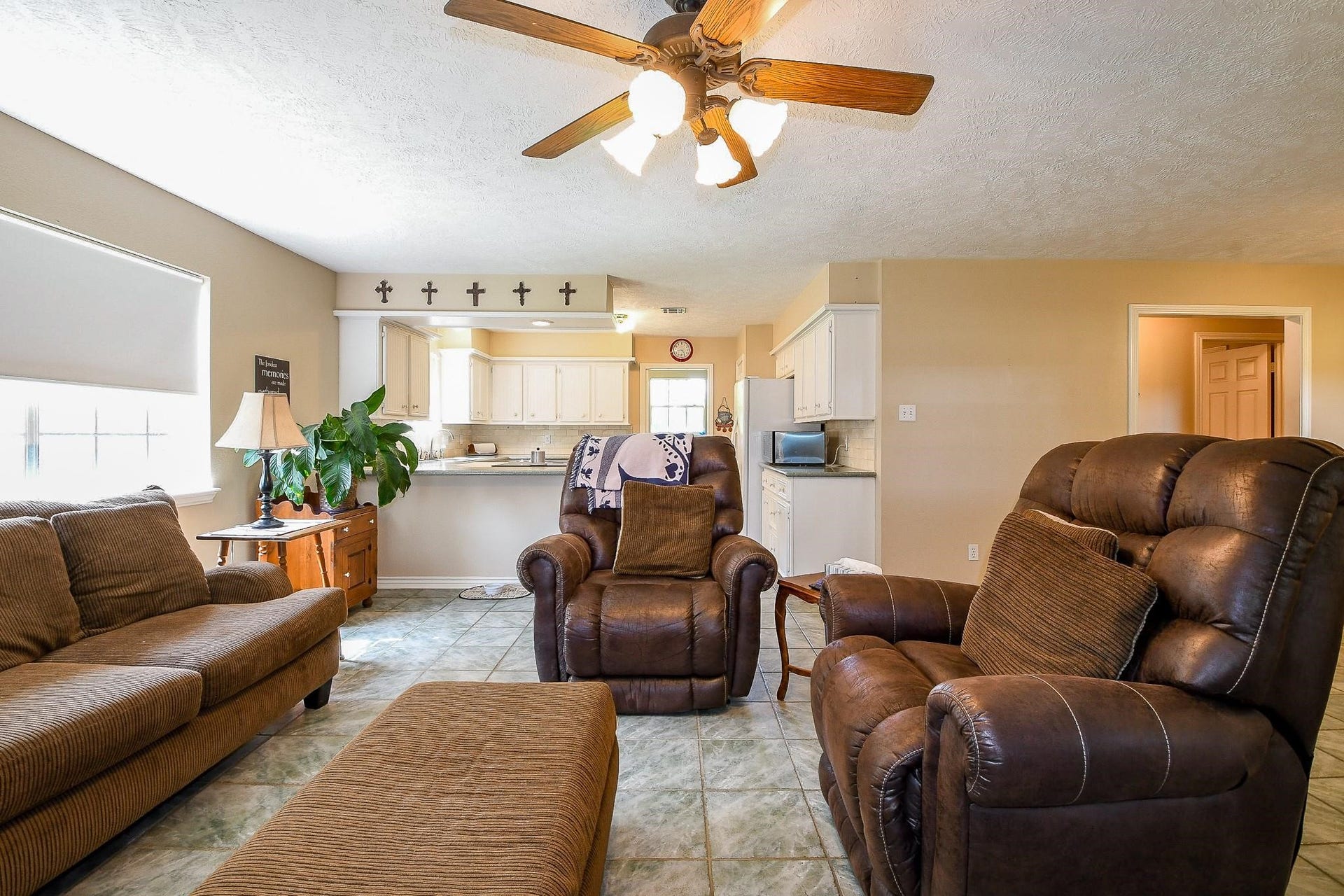 22035 Buescher Road, Tomball, TX 77377 Open living room in the secondary house