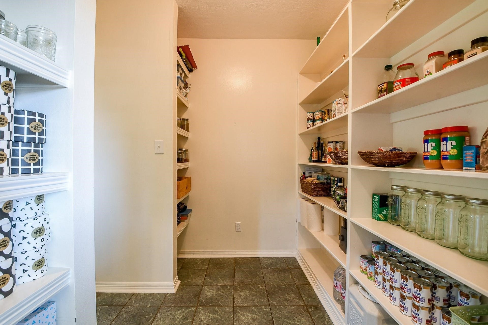 22035 Buescher Road, Tomball, TX 77377 Walk in pantry in the primary house