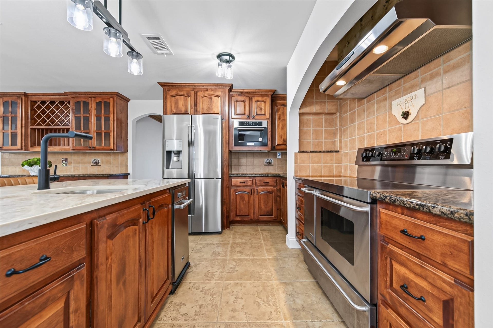 3811 Empress Lane, Richmond, TX 77406 Kitchen