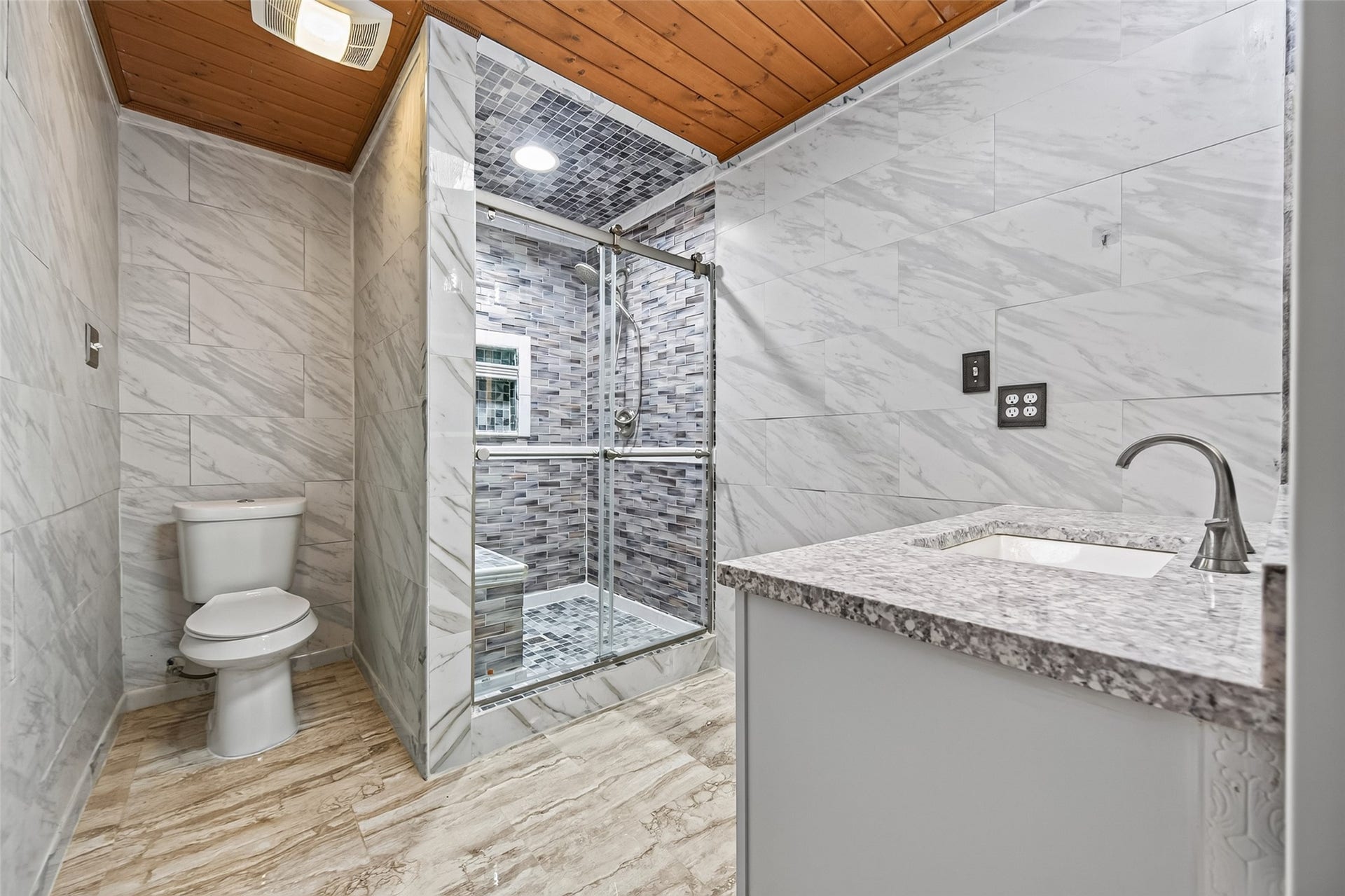 3811 Empress Lane, Richmond, TX 77406 Master Bedroom 2 shower