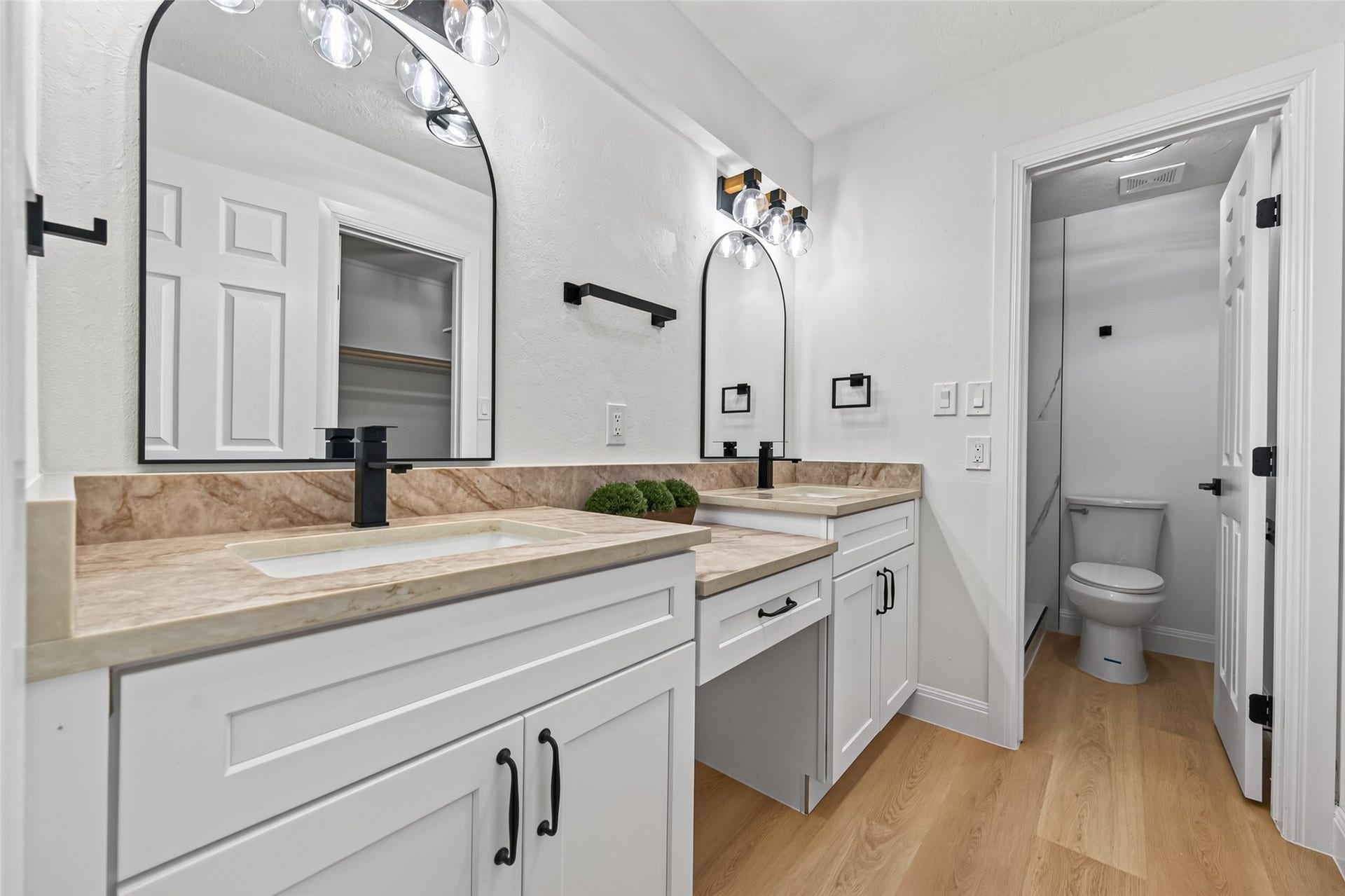 3811 Empress Lane, Richmond, TX 77406 Master Bedroom 1 Shower