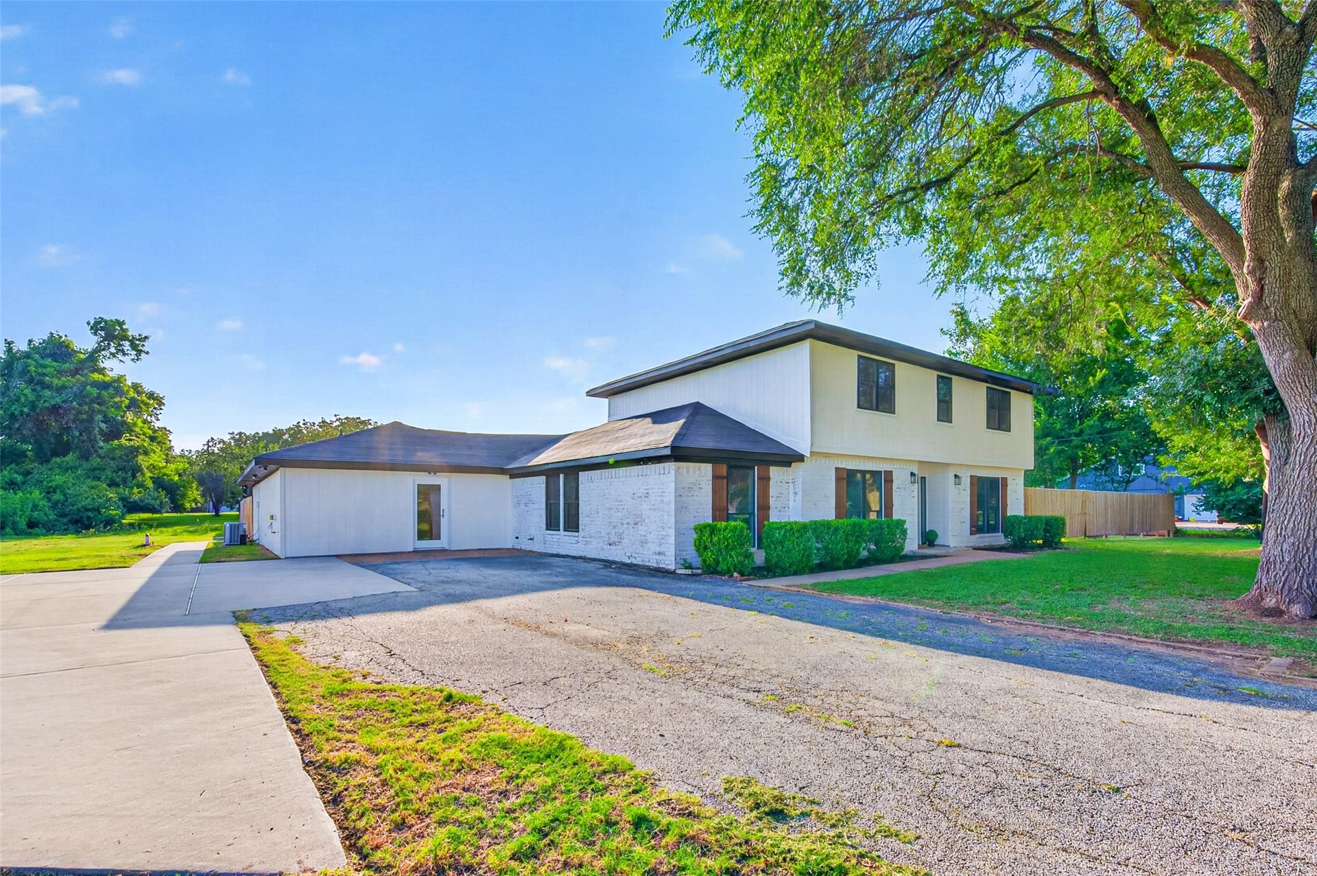 3811 Empress Lane, Richmond, TX 77406 3811 Empress Lane, Richmond, TX 77406