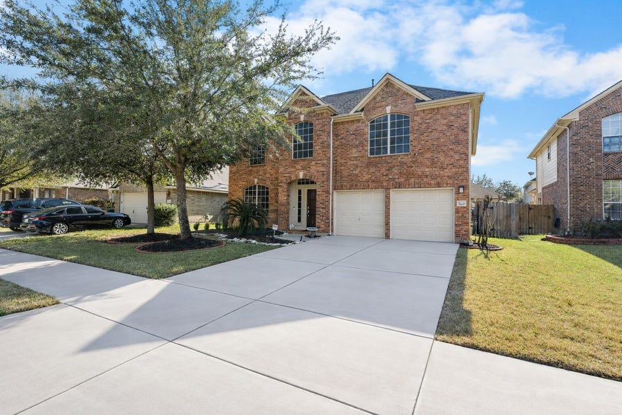 Property photo for 7419 Chathan Glen Lane, Richmond, TX