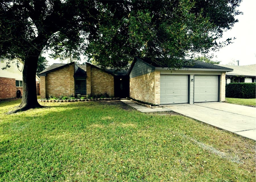 Property photo for 2603 N Spring Drive, Spring, TX