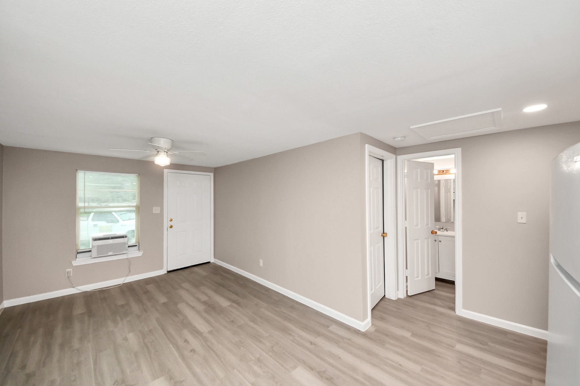 17111 River Road, #B, Channelview, TX 77530 17111 River Road, #B, Channelview, TX 77530