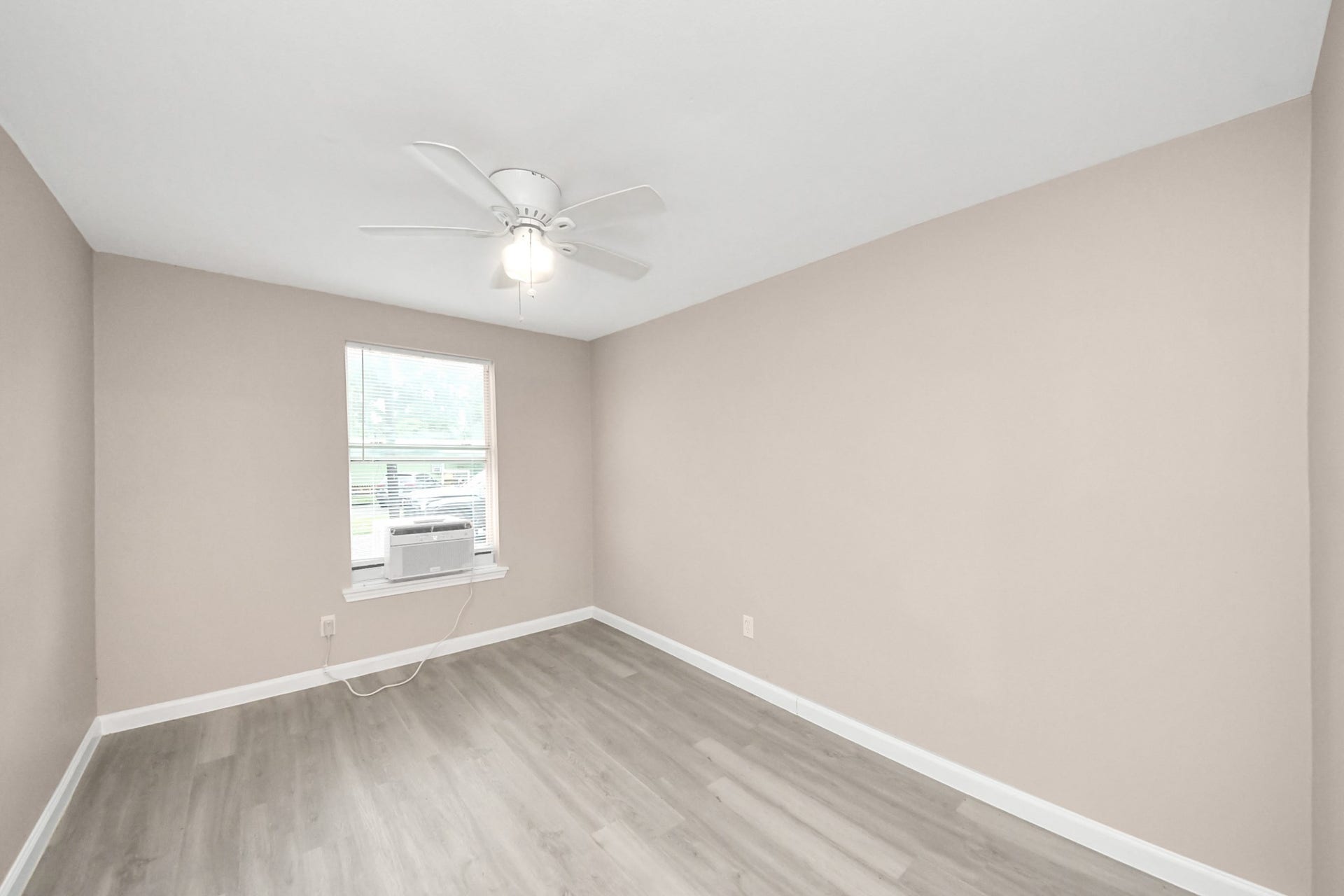 17111 River Road, #B, Channelview, TX 77530 17111 River Road, #B, Channelview, TX 77530