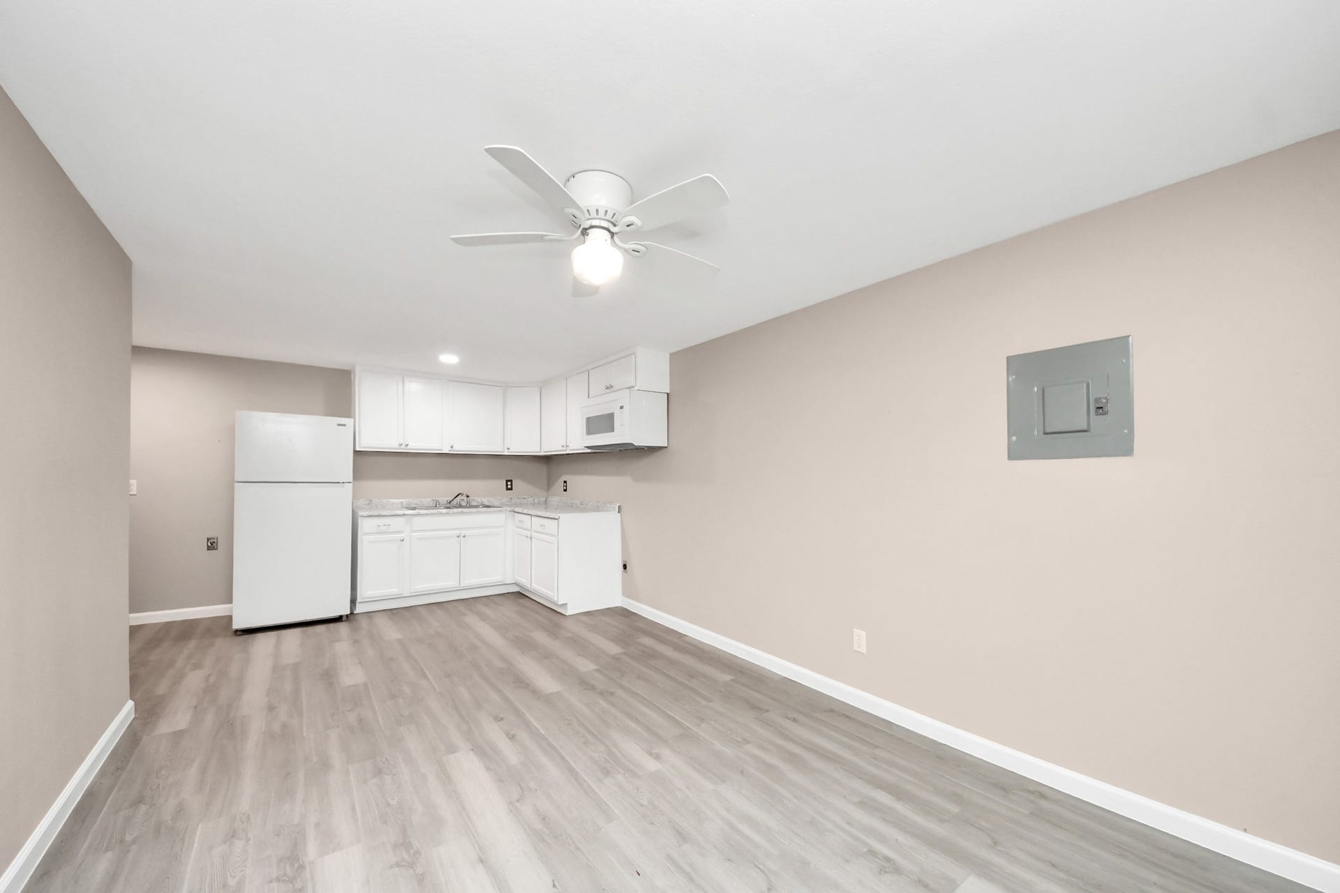 17111 River Road, #B, Channelview, TX 77530 17111 River Road, #B, Channelview, TX 77530
