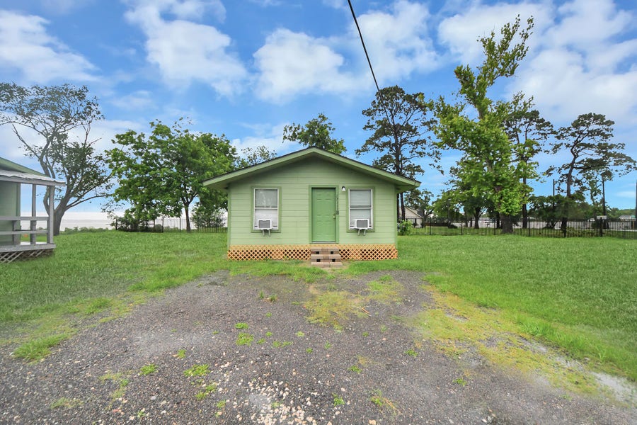 Property photo for 17111 River Road, #B, Channelview, TX