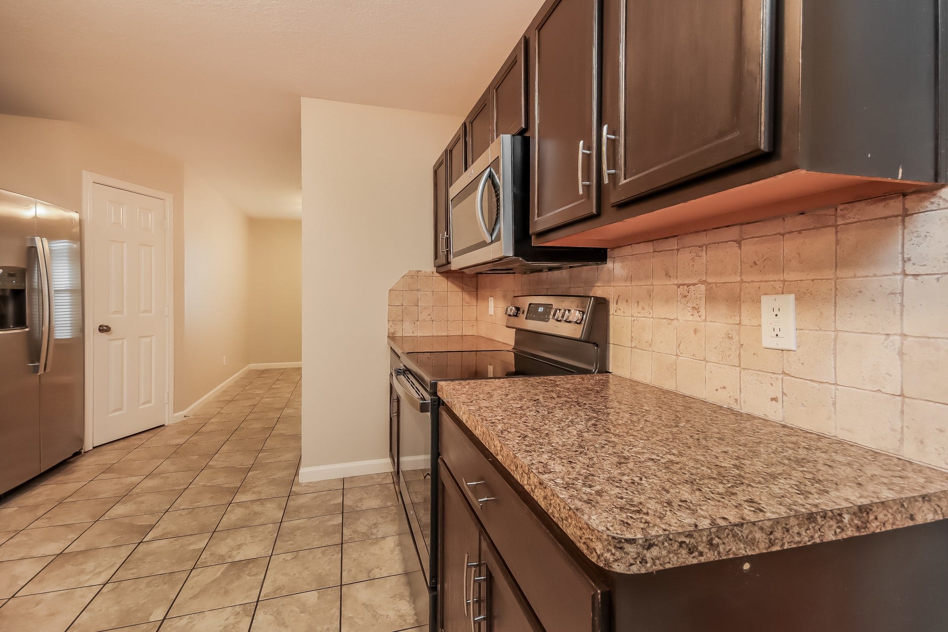 5016 Asia Lane, Dickinson, TX 77539 5016 Asia Lane, Dickinson, TX 77539