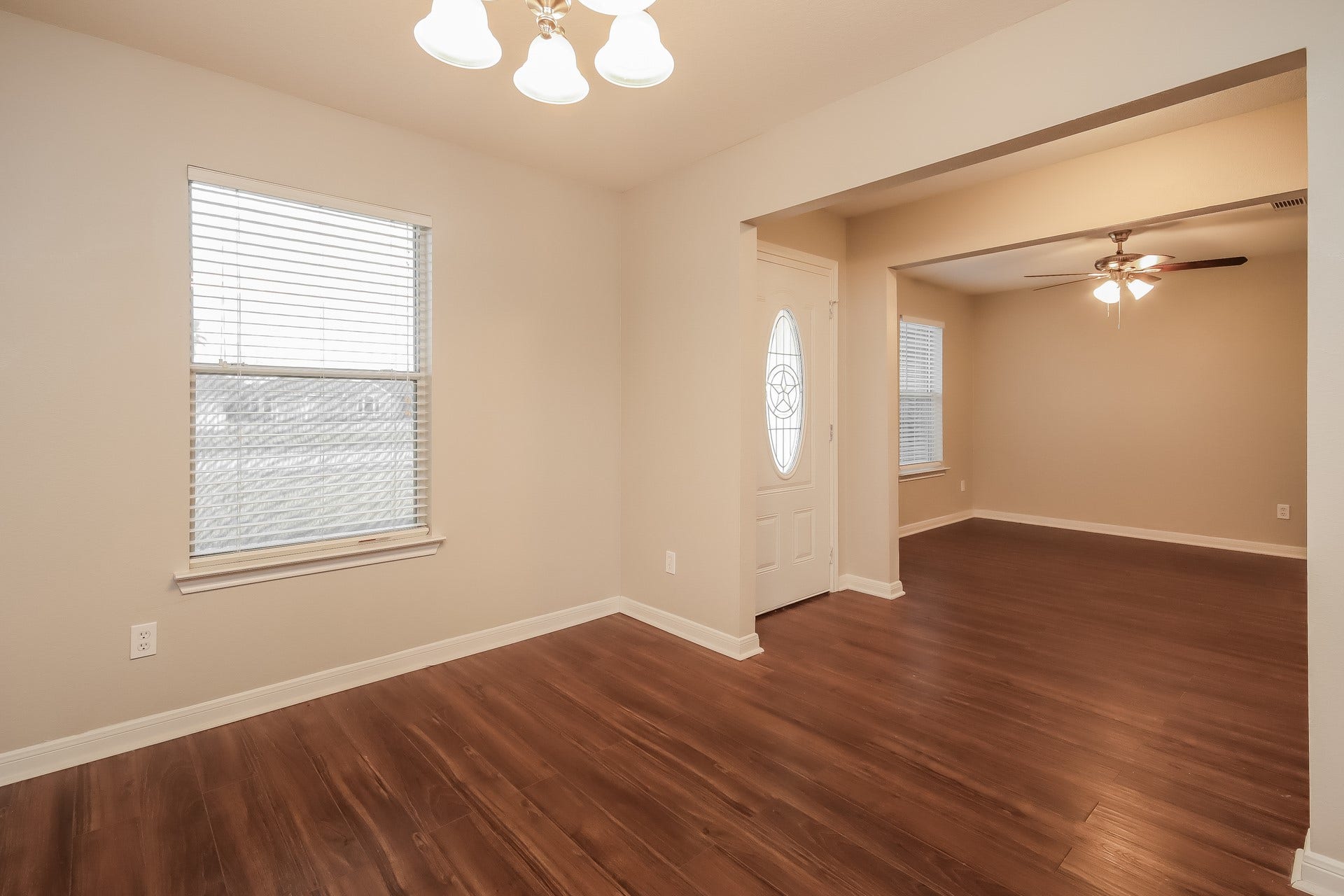5016 Asia Lane, Dickinson, TX 77539 5016 Asia Lane, Dickinson, TX 77539
